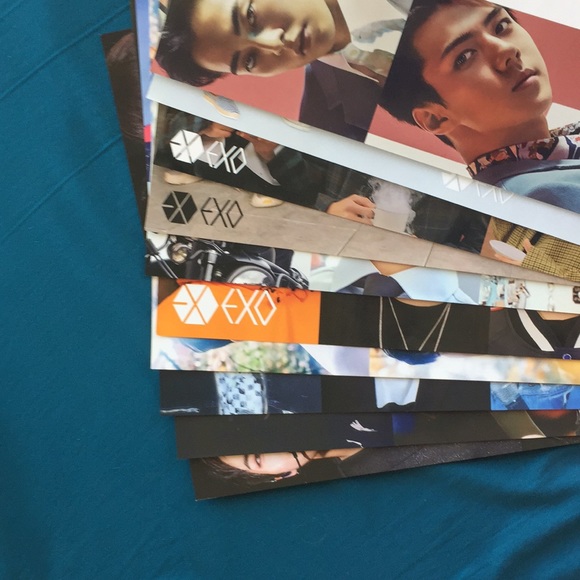 10 EXO posters - Picture 2 of 3